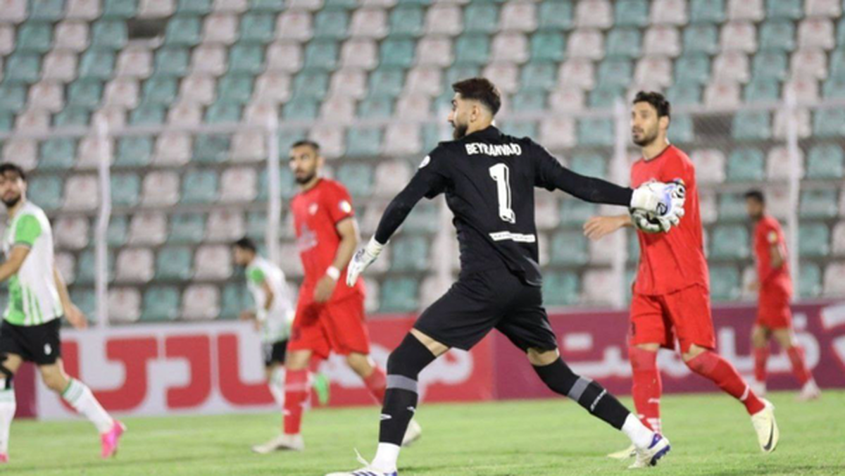 تراکتور در شهر علی بیرو