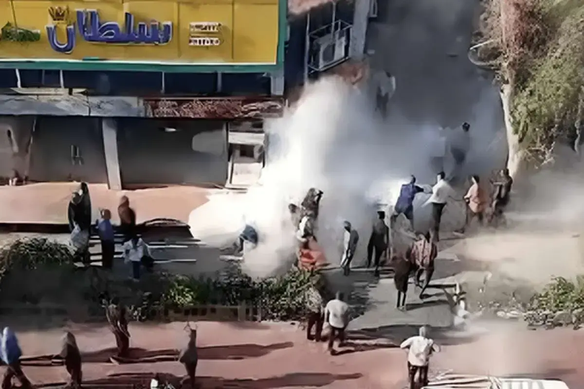 جزئیات جدید از خودسوزی جوان اهوازی در پی برخورد ماموران شهرداری