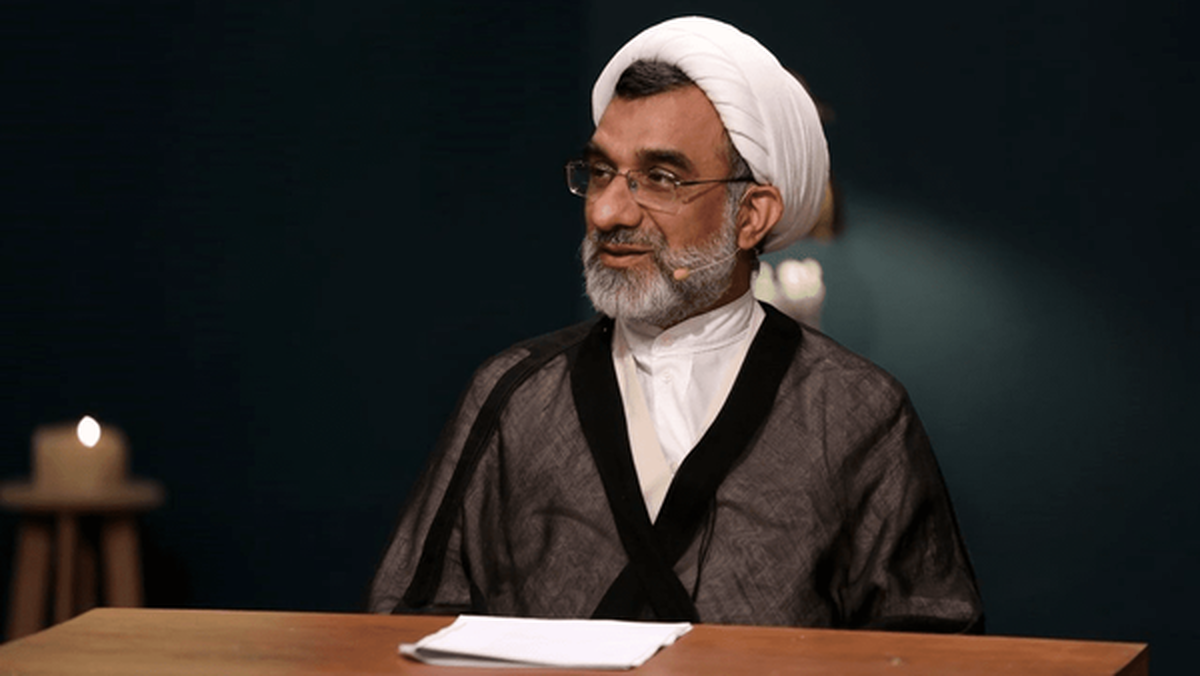 واکنش دبیر شورای عالی انقلاب فرهنگی درباره صدور گواهینامه موتور برای بانوان