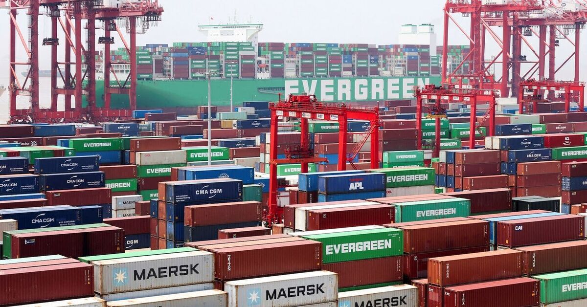 چین عوارض ویژه گمرکی برای کشتی‌های آمریکایی را به حالت تعلیق درآورد