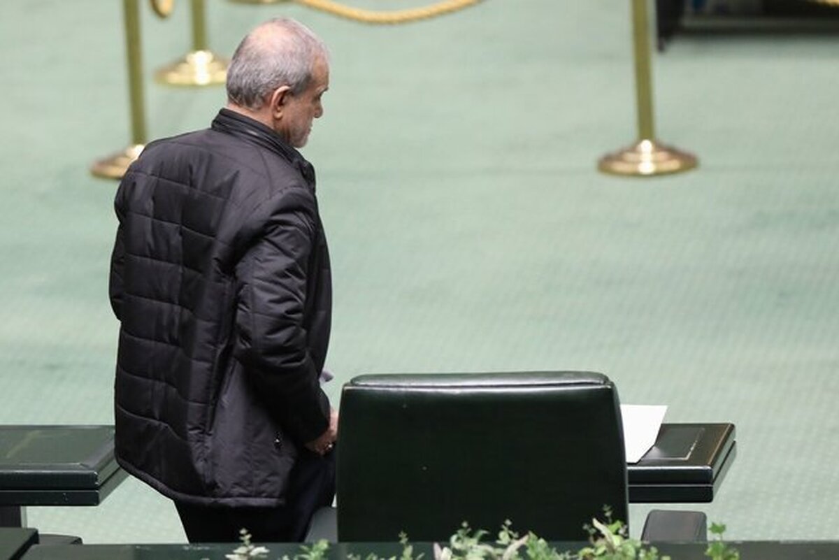 پزشکیان به مجلس رفت