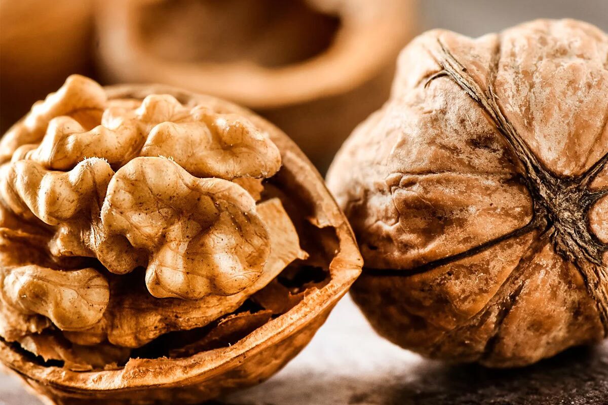 خوردن گردو در شب چه خواصی دارد؟