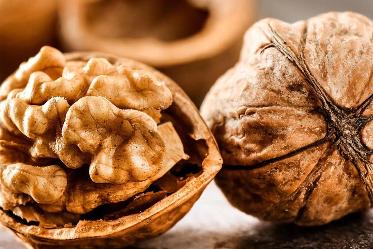 خوردن گردو در شب چه خواصی دارد؟