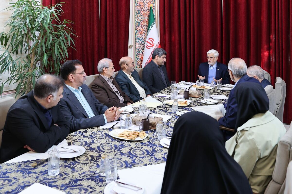 واکنش معاون اول رئیس‌جمهور به خودسوزی جوان اهوازی