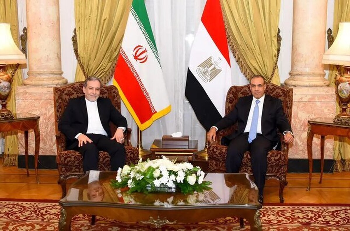 تماس تلفنی وزیر خارجه مصر با عراقچی و گروسی درباره پرونده هسته‌ای ایران