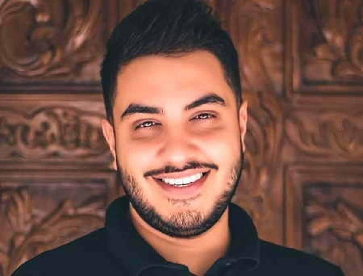 آرون افشار: مهران مدیری من را بی‌آبرو کرد!