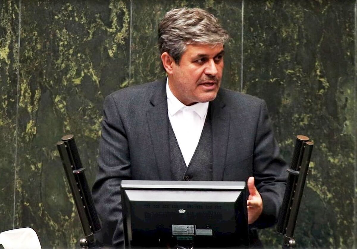 تاجگردون: در ارز ترجیحی هم چوب را خوردیم هم پیاز را