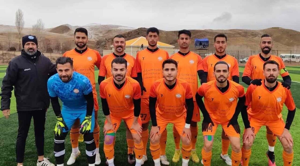 باور داریم می‌توانیم استقلال را به چالش بکشیم/ این بازی نابرابر است