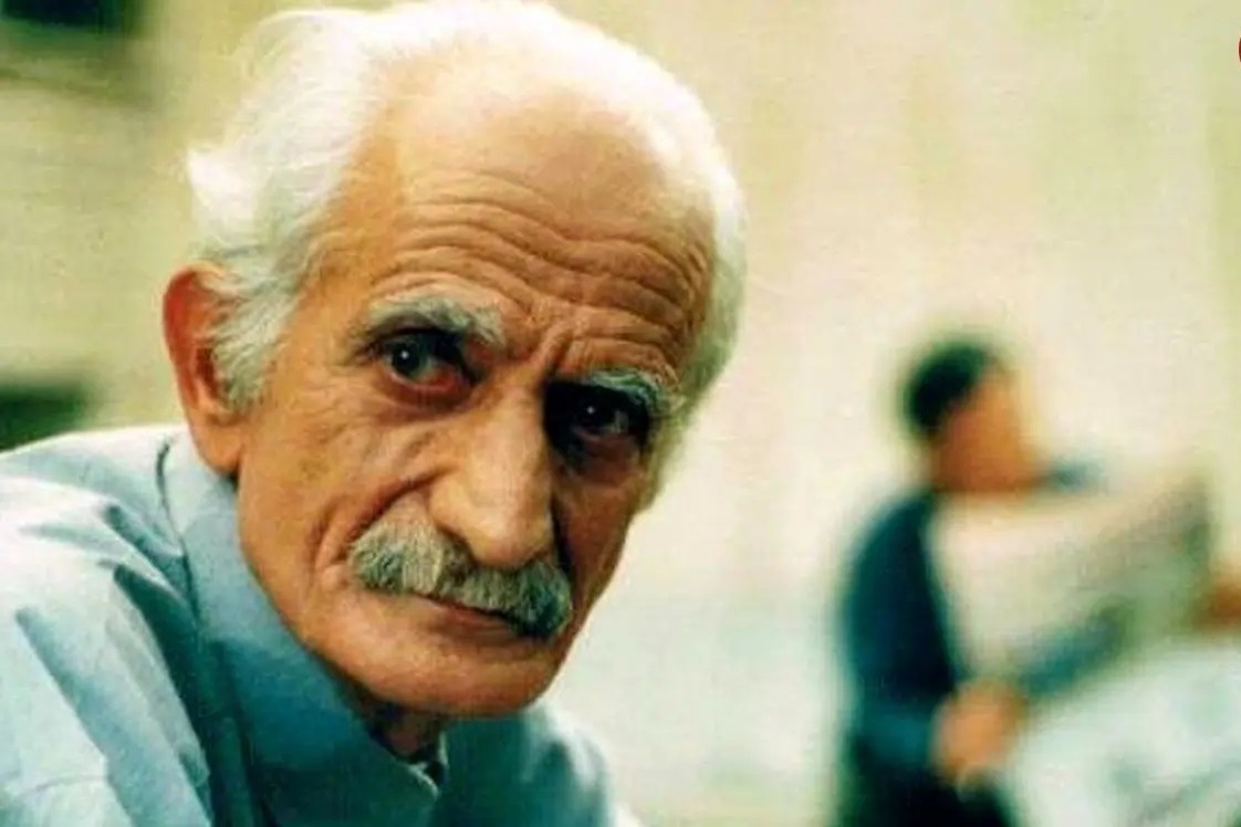 چهره کیومرث ملک‌مطیعی در ۴۱ سالگی در کنار رضا بیک‌ایمانوردی