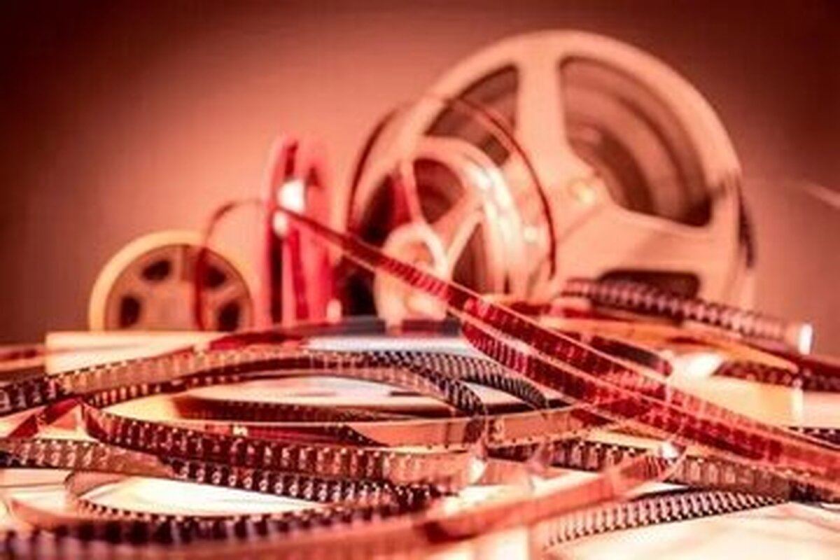 تلویزیون آخر هفته چه پخش می‌کند؟