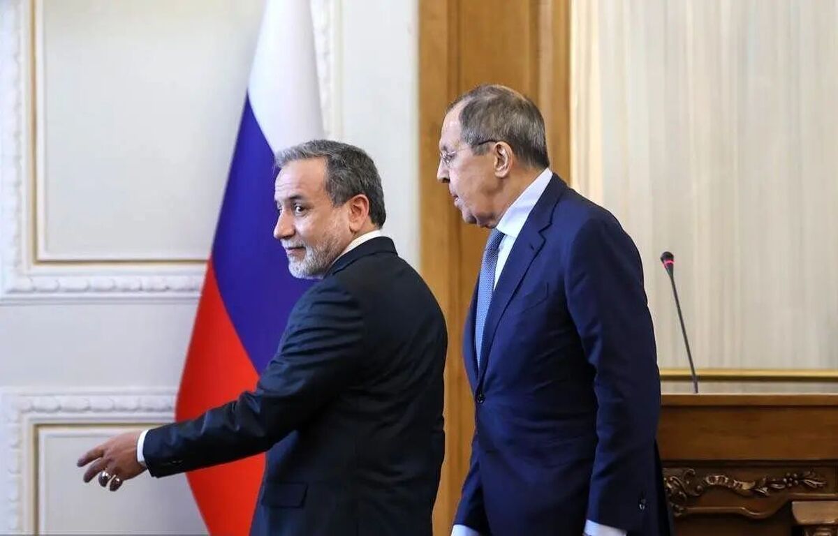 گفت‌وگوی وزرای خارجه ایران و روسیه درباره امنیت منطقه‌ای