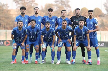 VAR استقلال را از شکست مقابل پادیاب نجات داد؛ صعود سخت آبی‌پوشان با آسانی!