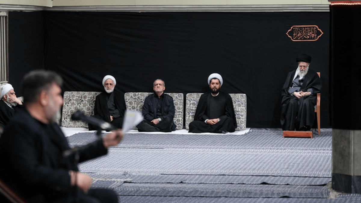 مراسم عزاداری شهادت حضرت زهرا با حضور رهبر انقلاب