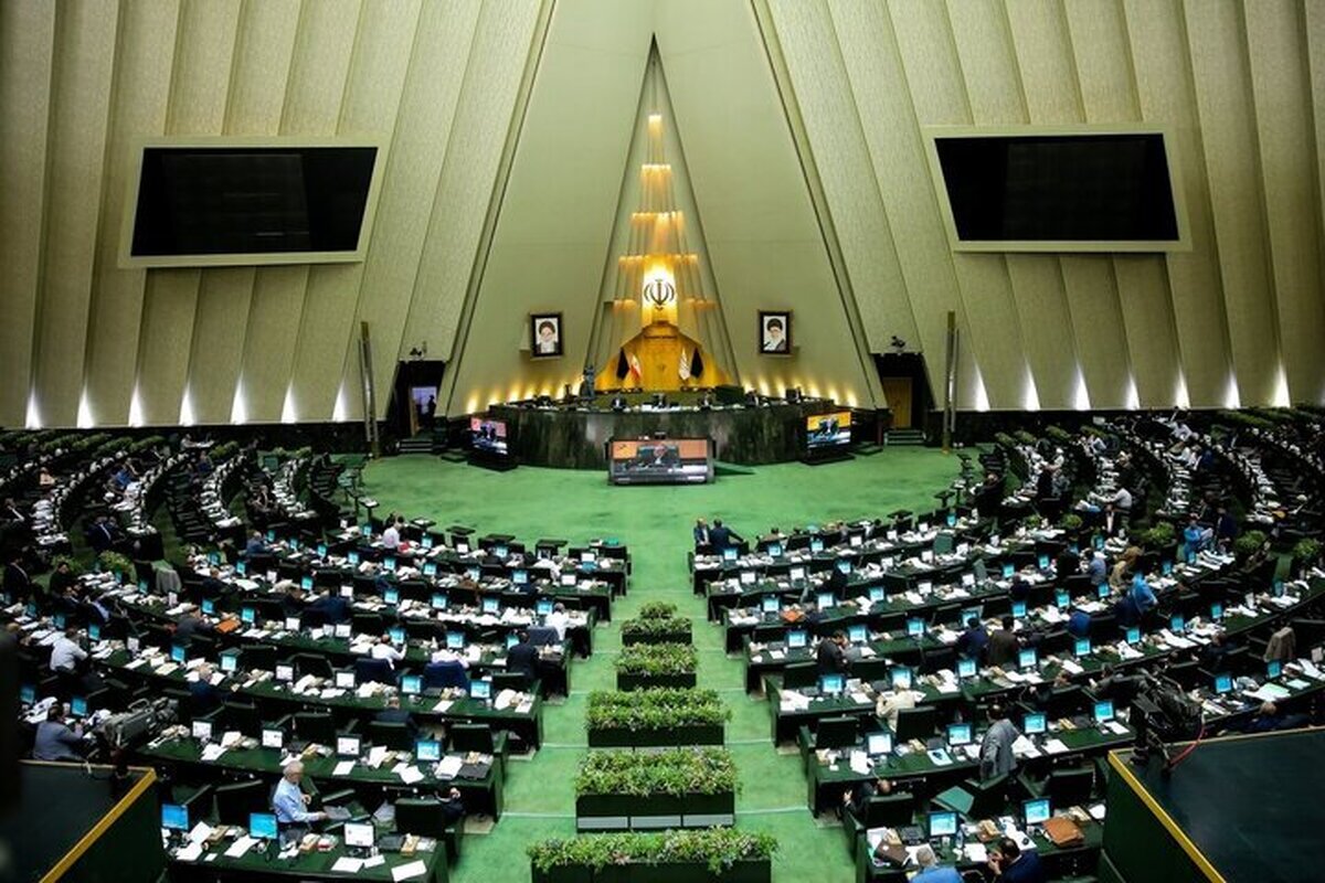 واکنش آشنا و زیدآبادی به انتقاد قالیباف از روحانی و ظریف؛ وضعیت وارونهای حاکم است!