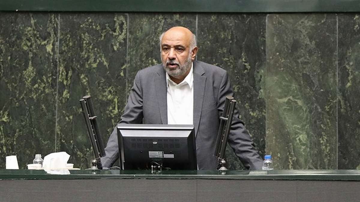 وزیر کار: اگر خانواده ای مستاجر باشد با ۴۲ میلیون تومان درآمد، یارانه آن حذف میشود