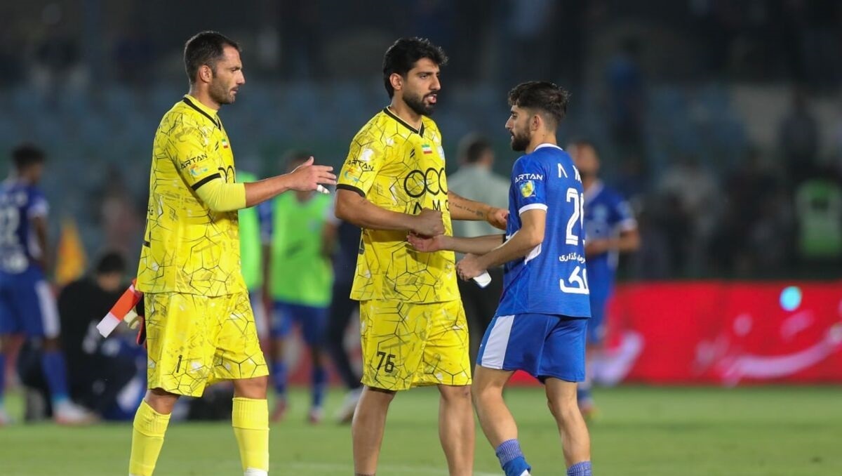 استقلال بر سر دوراهی؛ خرید لالیگایی در آستانه جدایی؟