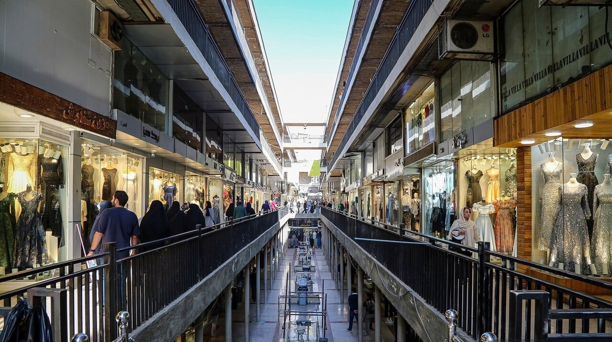 ماجرای پلمپ دو پاساژ معروف تهران چه بود؟