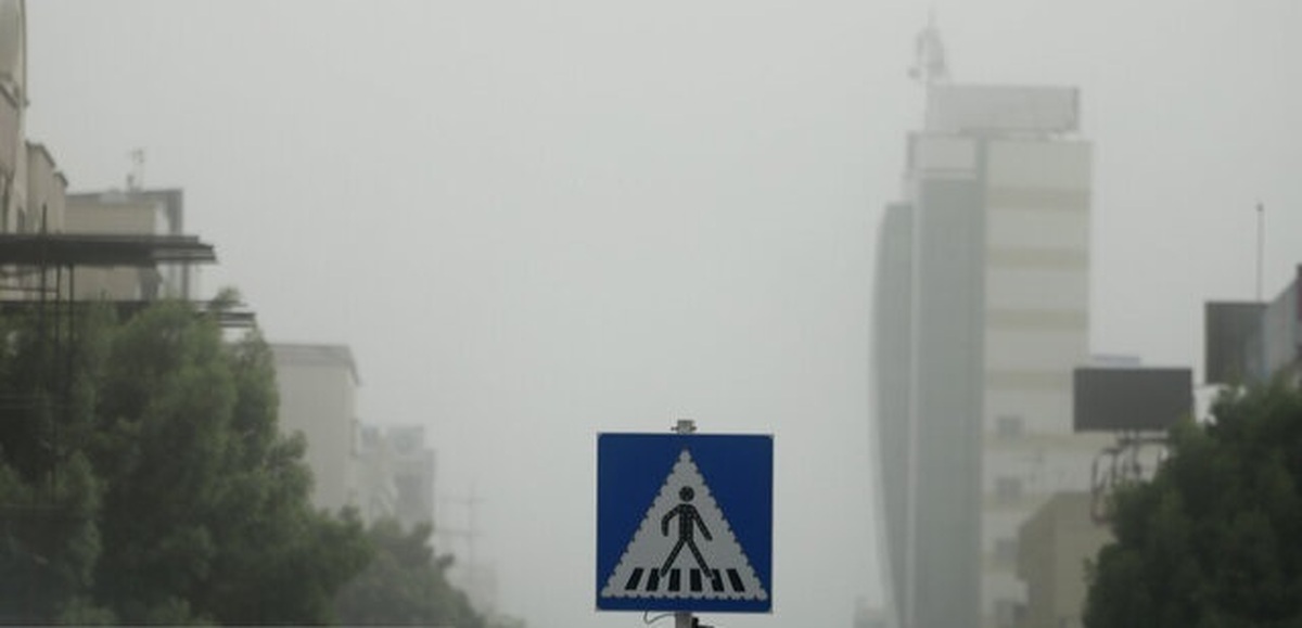 هواشناسی ۱۴۰۴/۰۸/۰۹/ افزایش وزش باد در نوار شرقی و مرکز کشور