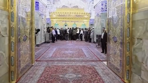 فرش‌های حرم حضرت عباس تعویض شد