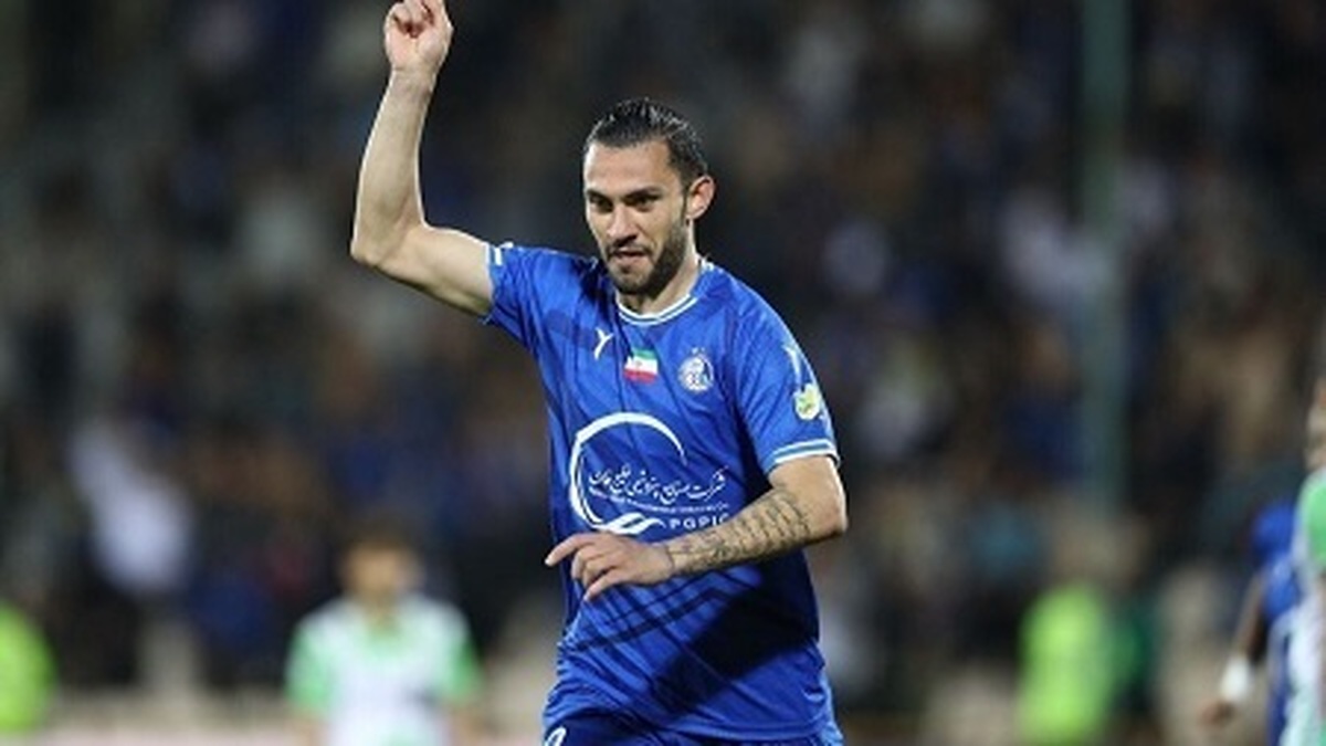 پیاده‌روی این بازیکن استقلال روی اعصاب هواداران!