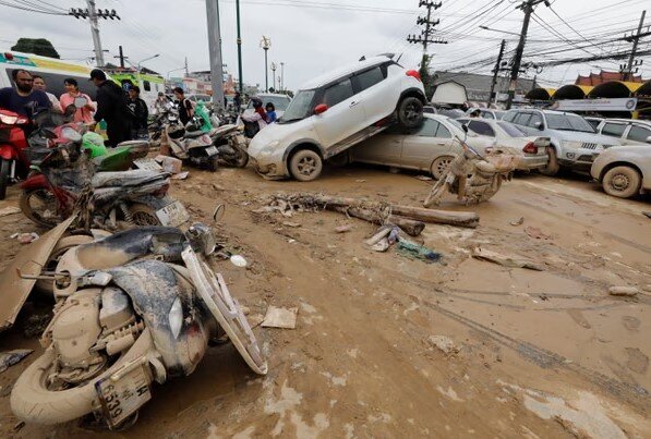 شمار قربانیان سیل در جنوب آسیا از مرز ۹۰۰ نفر گذشت