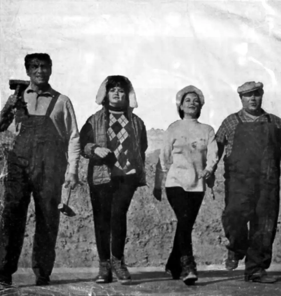 عکس/ چهار ستاره سینمای ایران در یک قاب، سال ۱۳۴۵