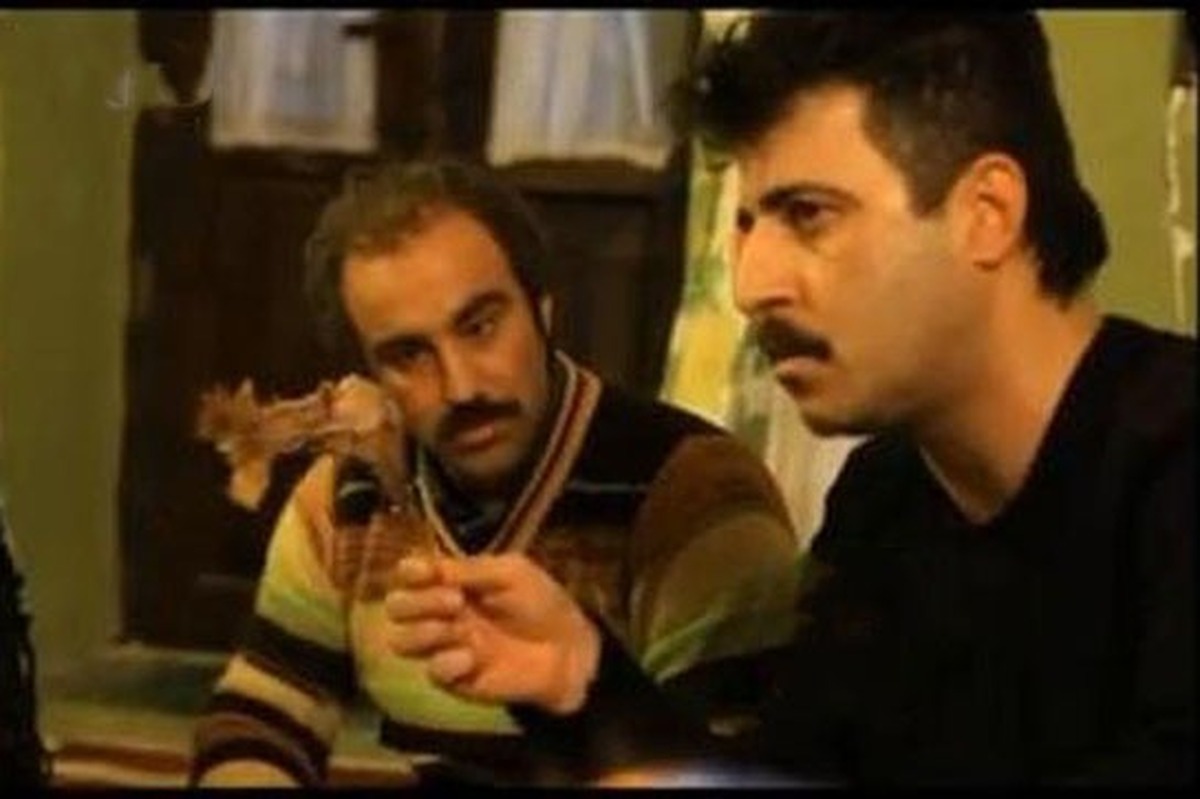 رحمت خروس‌باز ۱۳ سال بعد از پایتخت ۲ کنار پسرش