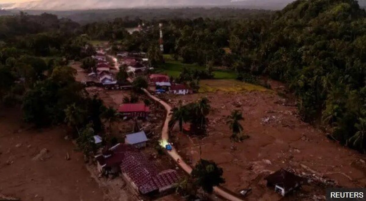 افزایش تلفات سیل مرگبار در جنوب آسیا به ۱۲۰۰ تن رسید