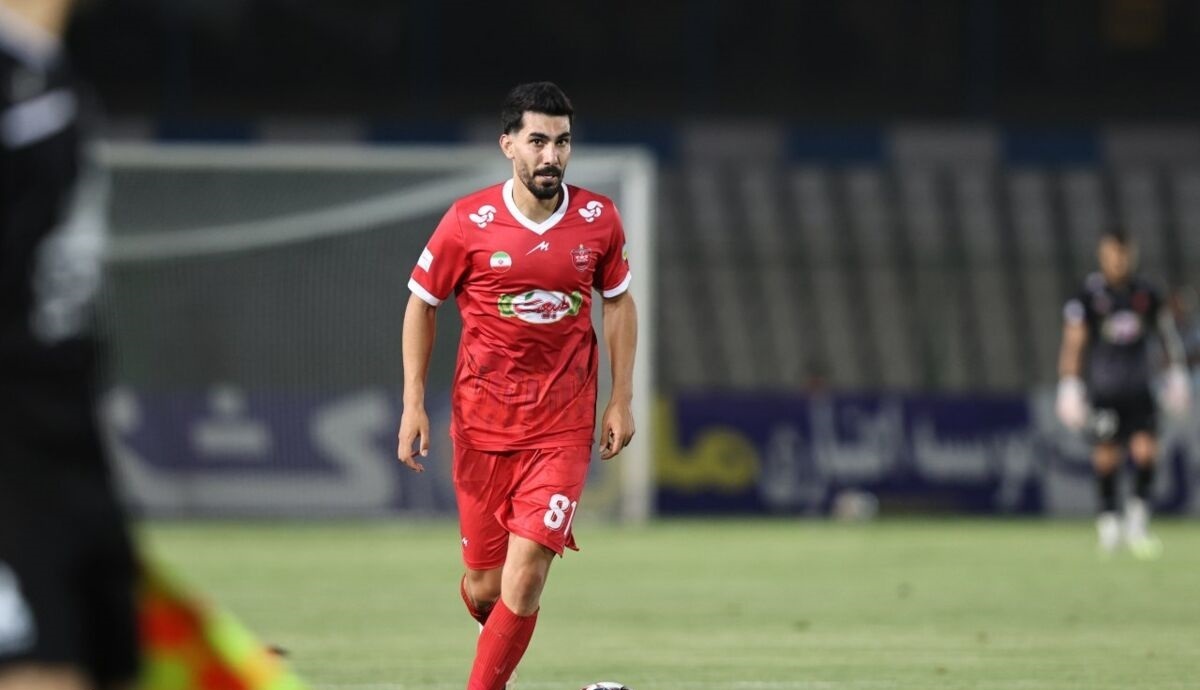 بازیکن گران‌قیمت پرسپولیس، دربی را از روی سکو می‌بیند!