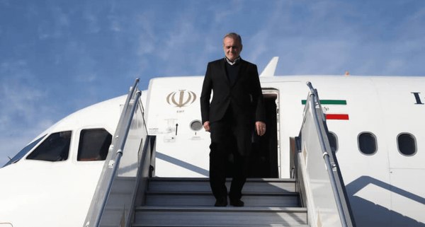 پزشکیان وارد یاسوج شد