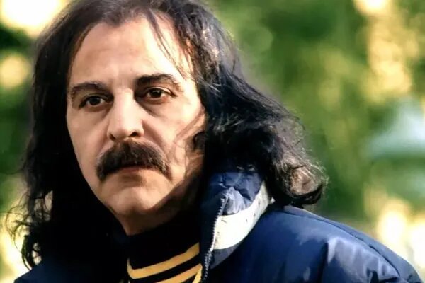 خداحافظی کوروش یغمایی از دنیای موسیقی بعد از «پلاک ۴۴»