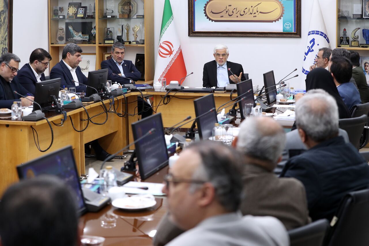 عارف: امروز نمی‌شود با شیوه‌های دهه ۶۰ گزینش انجام داد