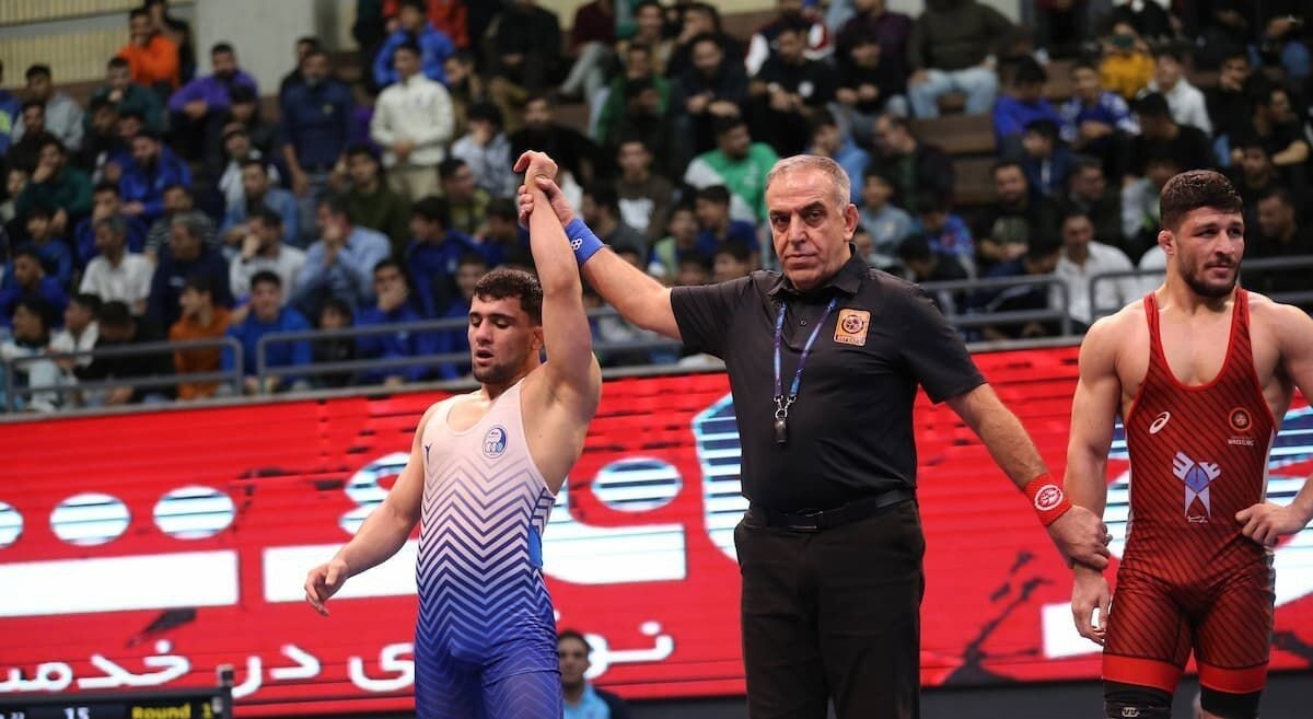 اقتدار استقلال؛ آبی‌ها فینالیست لیگ کشتی فرنگی شدند