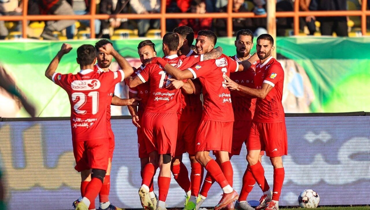 دربی ۱۰۶ / اعلام ترکیب پرسپولیس در مقابل استقلال