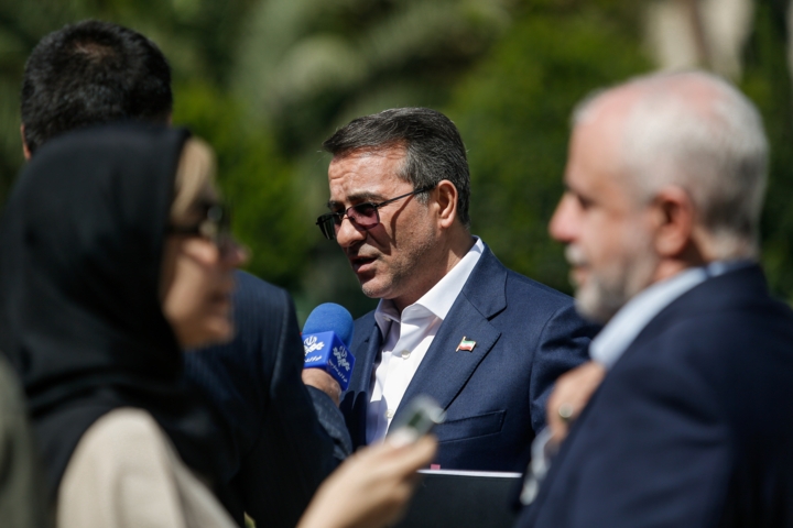 معاون رئیس جمهور: تنظیم گری پرداخت حقوق براساس عملکرد آغاز شده