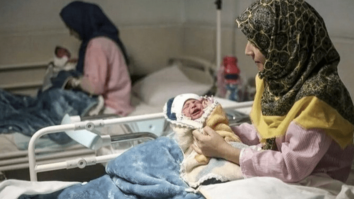 کمک ۲ میلیونی دولت به مادران از فروردین ۱۴۰۵