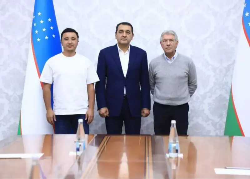 سرمربی پرسپولیس به قهرمان ازبکستان پیوست