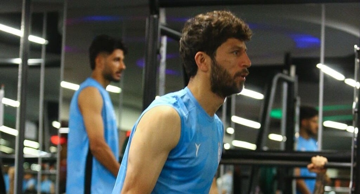 اگر در استقلال بازی نکنم، از این تیم می‌روم!