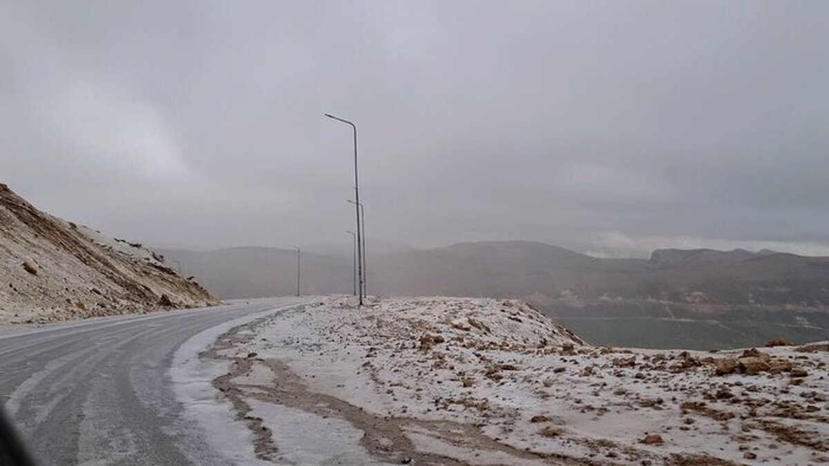 آغاز بارش برف در ارتفاعات چهارمحال و بختیاری