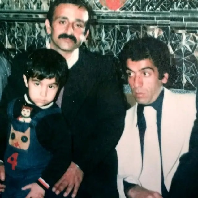 سفر در زمان؛ «محسن تنابنده» در ۶ سالگی و در کنار پدرش؛ سال ۱۳۶۰