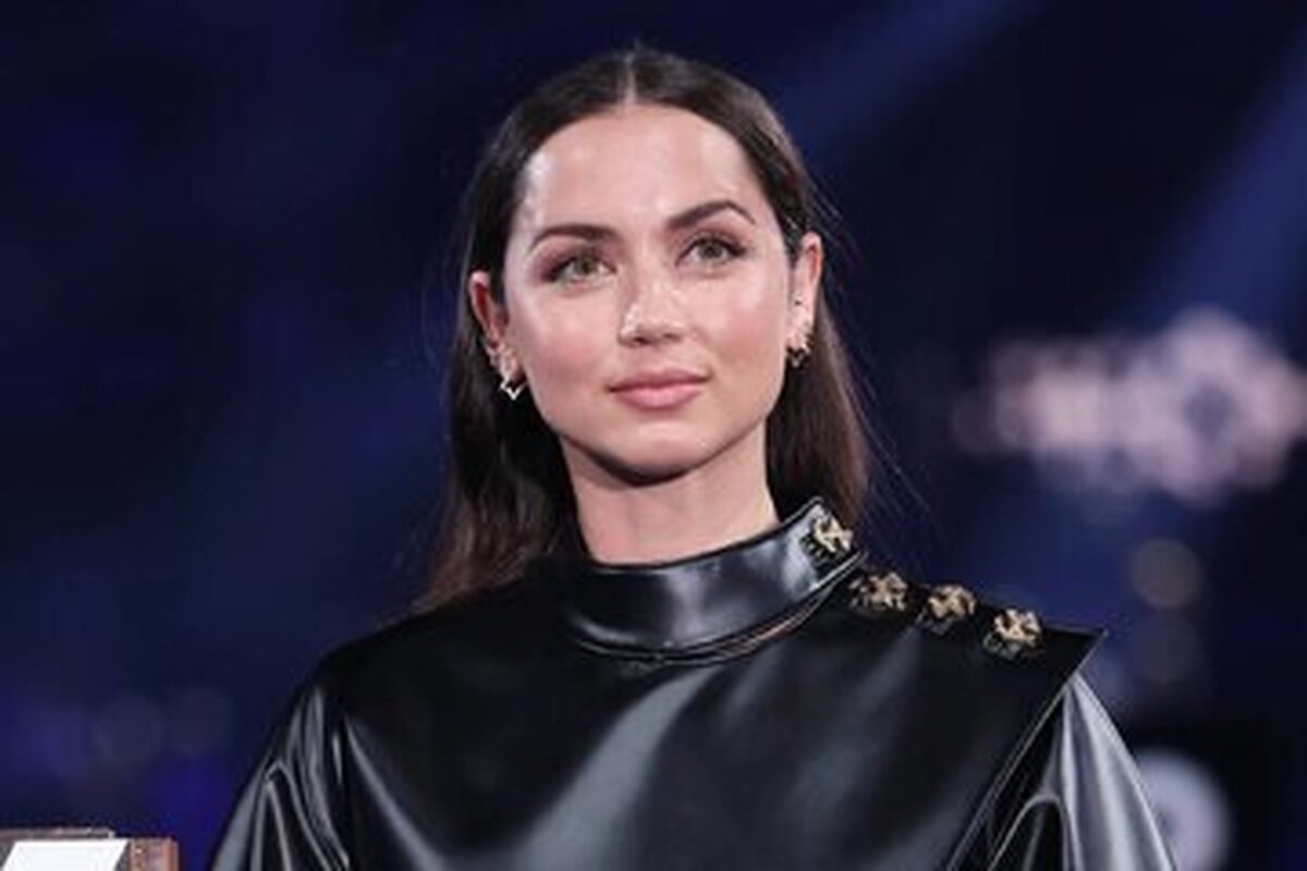 عکس | آنا د آمارس در فرمول یک ابوظبی!