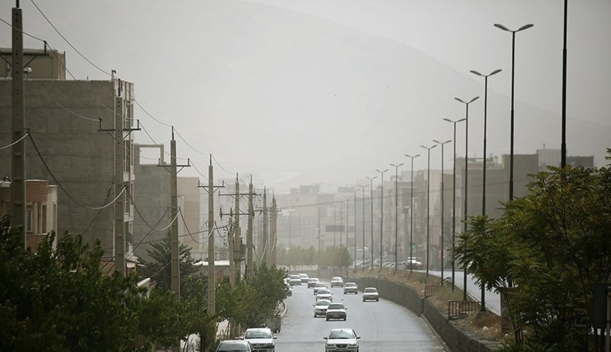 احتمال تشکیل کارگروه اضطرار آلودگی هوای تهران/ مدارس سه شنبه تعطیل می‌شود؟