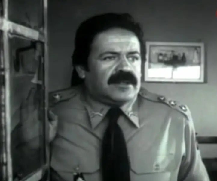چهره «محمدعلی کشاورز» در فیلم «صادق کرده»؛ سال۱۳۵۱