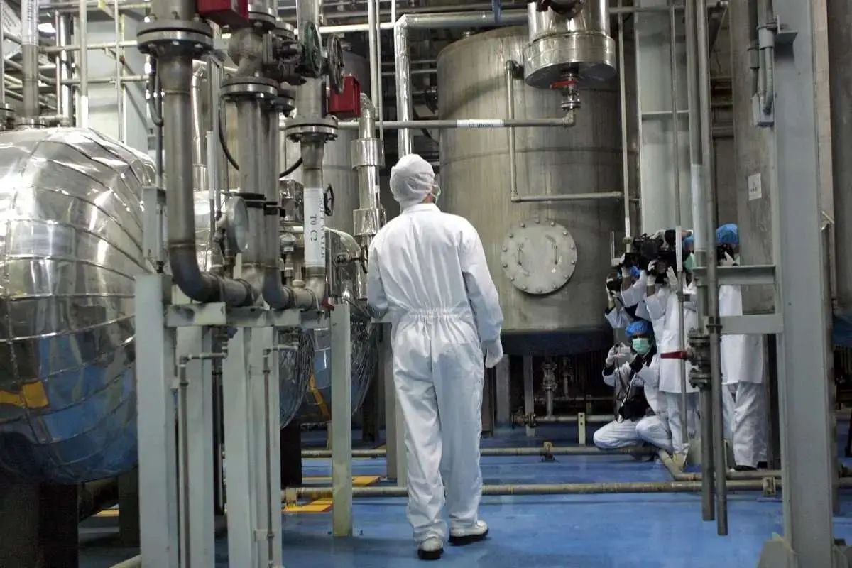 بقائی: به تعلیق درآمدن غنی‌سازی به این معنا نیست که از حق قانونی خود بگذریم