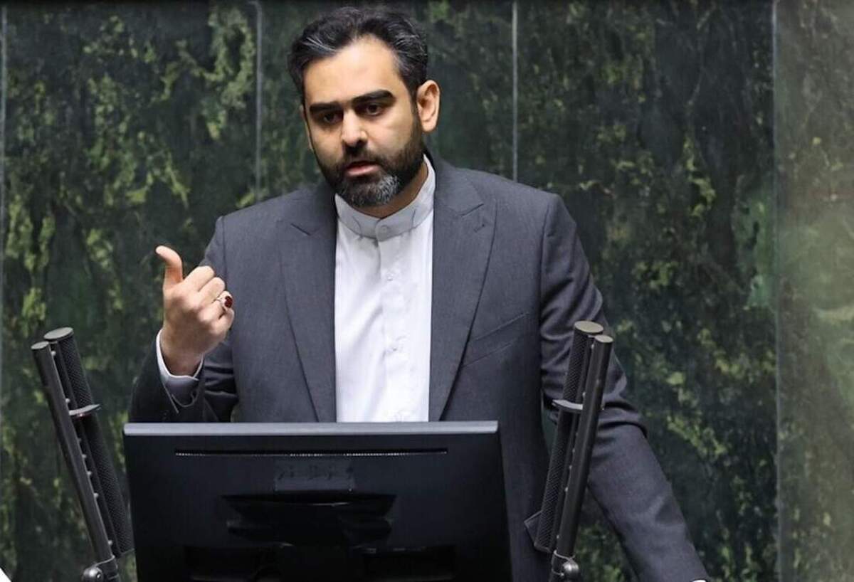 انتقاد ثابتی از رسانه نزدیک به سپاه