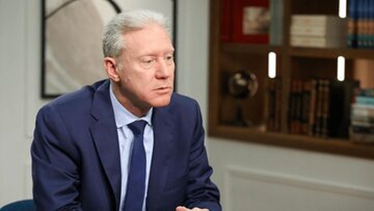 ادعای الاخبار درباره تعلیق عمدی پذیرش سفیر ایران در لبنان