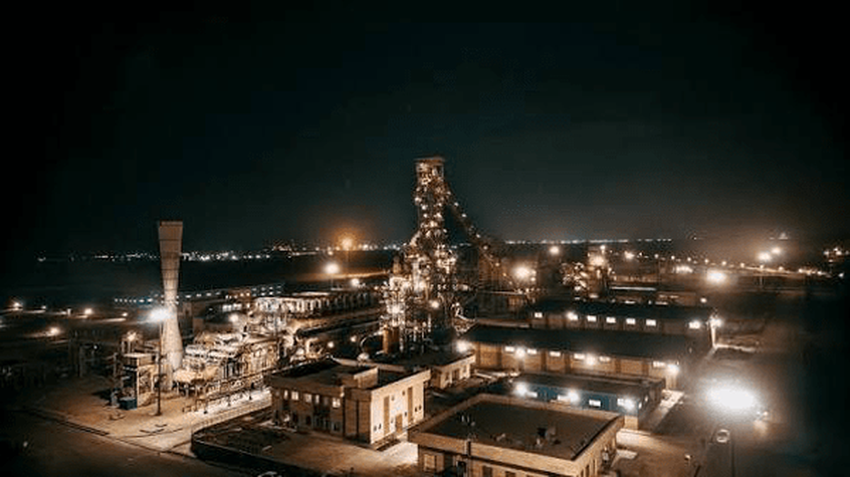 حقوق ۴۷۲ میلیون تومانی یک مدیر در چادرملو!