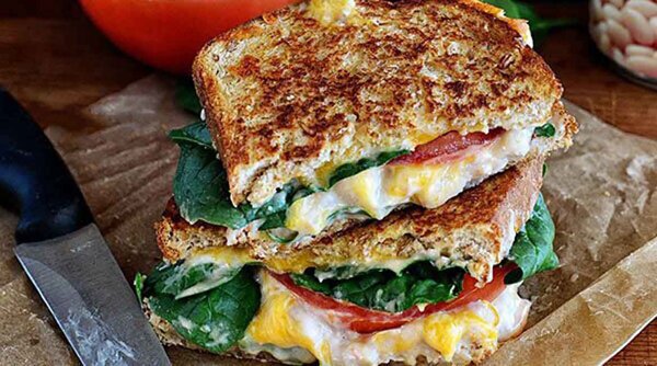 خوردن صبحانه ناسالم چه بلایی سرتان می‌آورد