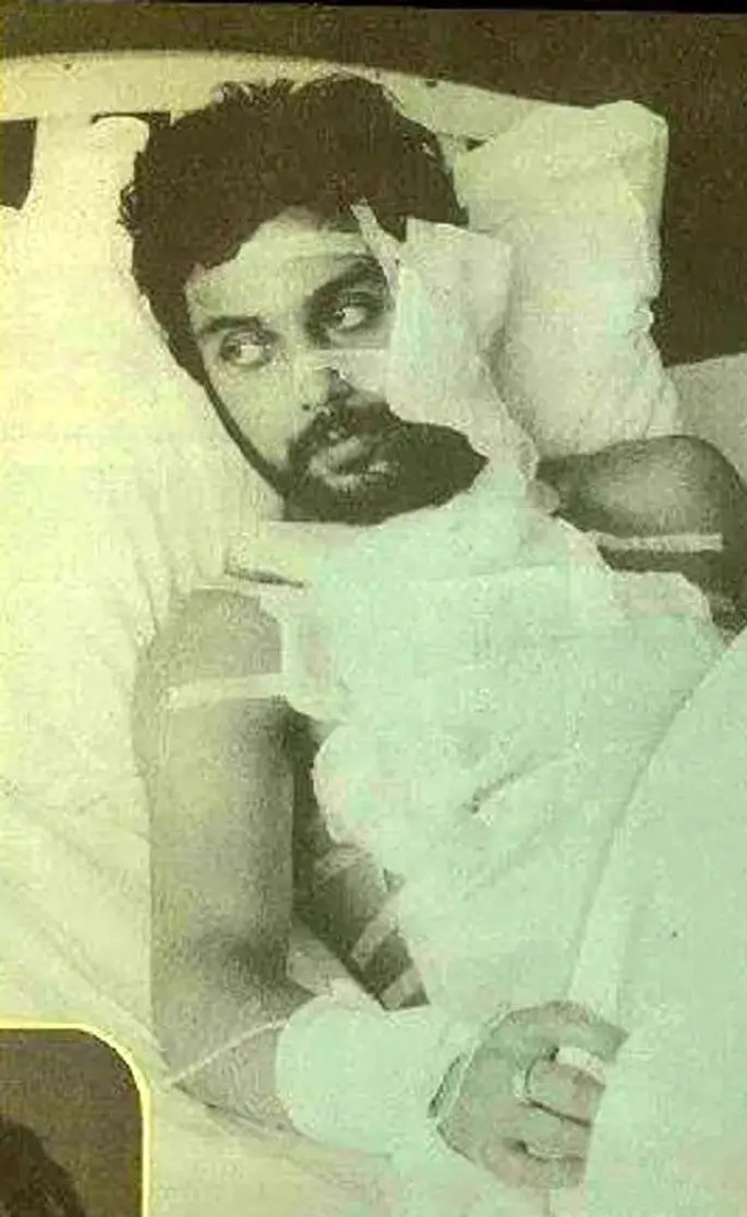 «داریوش اقبالی» بعد اسیدپاشی روی تخت بیمارستان، سال ۵۶ «داریوش اقبالی» بعد اسیدپاشی روی تخت بیمارستان، سال ۵۶