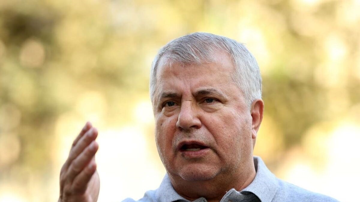 علی پروین: علی دایی یک عکس گرفته مگر چه اتفاقی افتاده؟